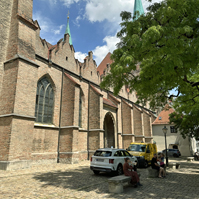 Firma Mahr Achen arbeitet am Dom in Augsburg